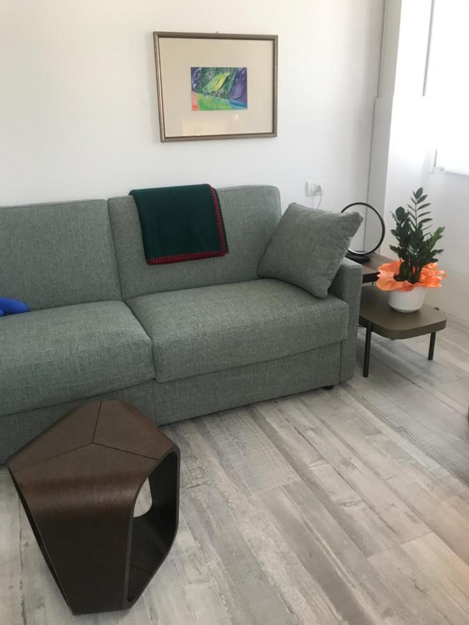 Studio 18 Apartment Milan Bagian luar foto